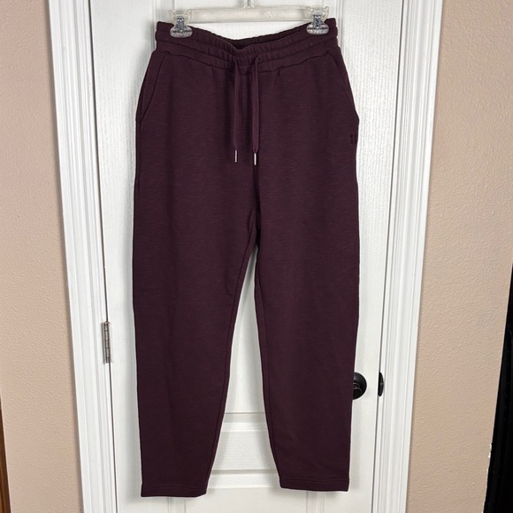 Sweaty Betty Women's Plum Red Pockets Straight Leg Joggers Sweats Size 8-10 NWT - Picture 1 of 11